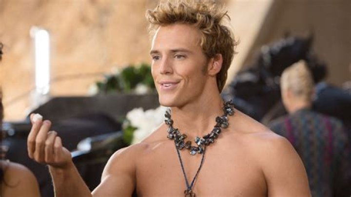 Unveiling the Talented Actor: Sam Reid's Journey to Stardom